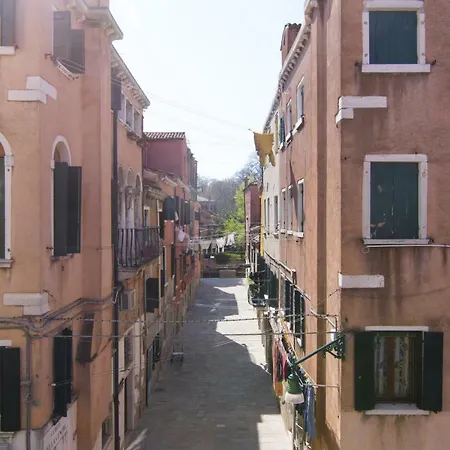 La Prima Ancora * Venice
