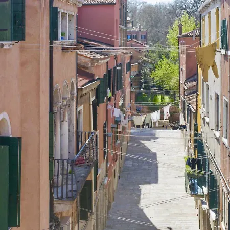 La Prima Ancora Apartment *